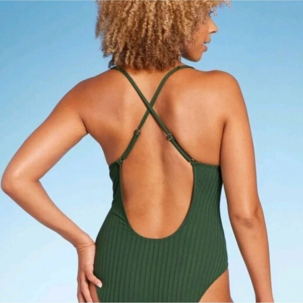 NWT Women's Ribbed Plunge V-Wire Swimsuit Shade & Shore Dark Green Size : XL - Picture 4 of 8